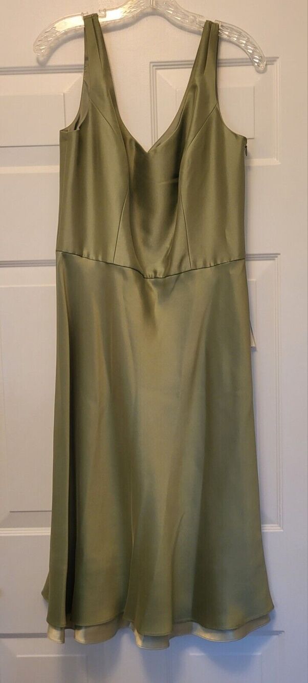 Ann Taylor Dress Size 12 $188 Green V-Neck Lined Sleeveless Shirred A-Line